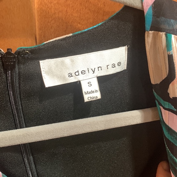 Dress - Picture 4 of 6